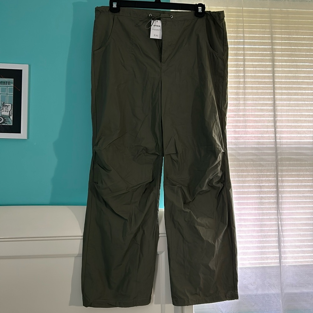 Parachute pants, army green, Cotton:On, Size 6, New With Tags, baggy